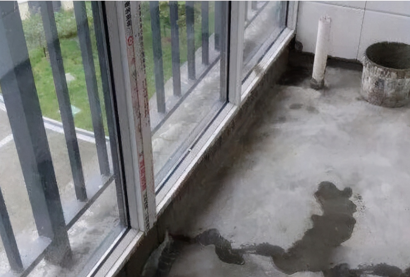 阳台漏水怎么办