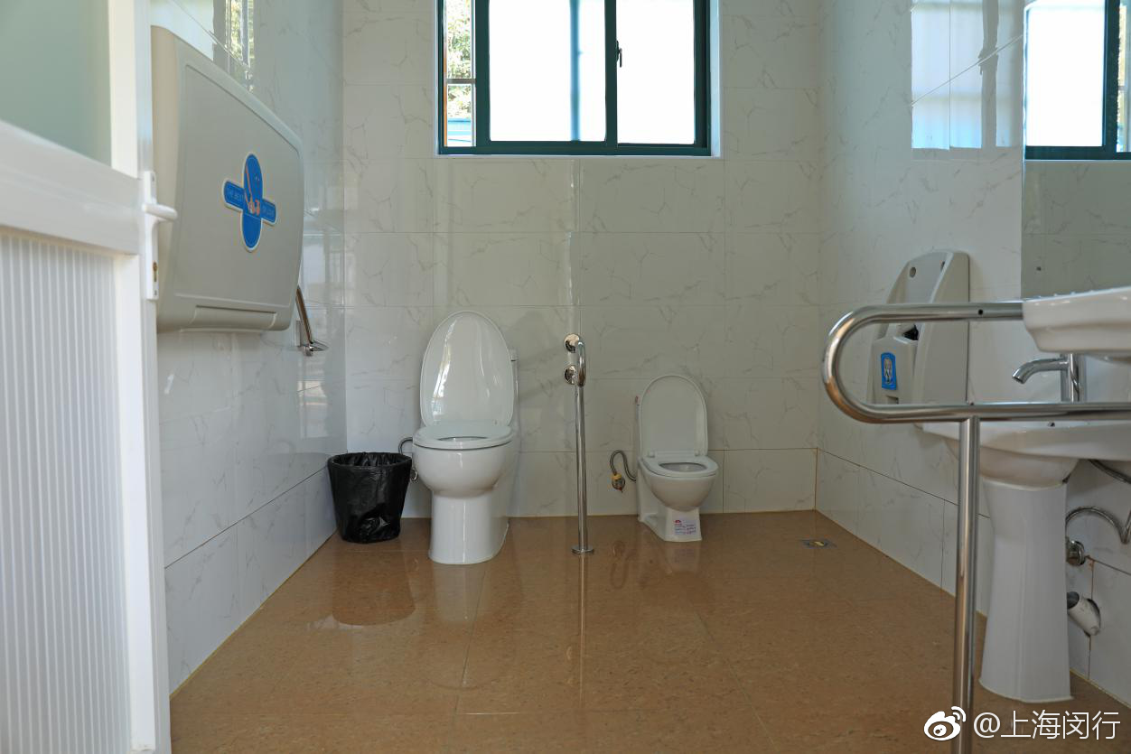 卫生间一刮风就反臭味怎么解决